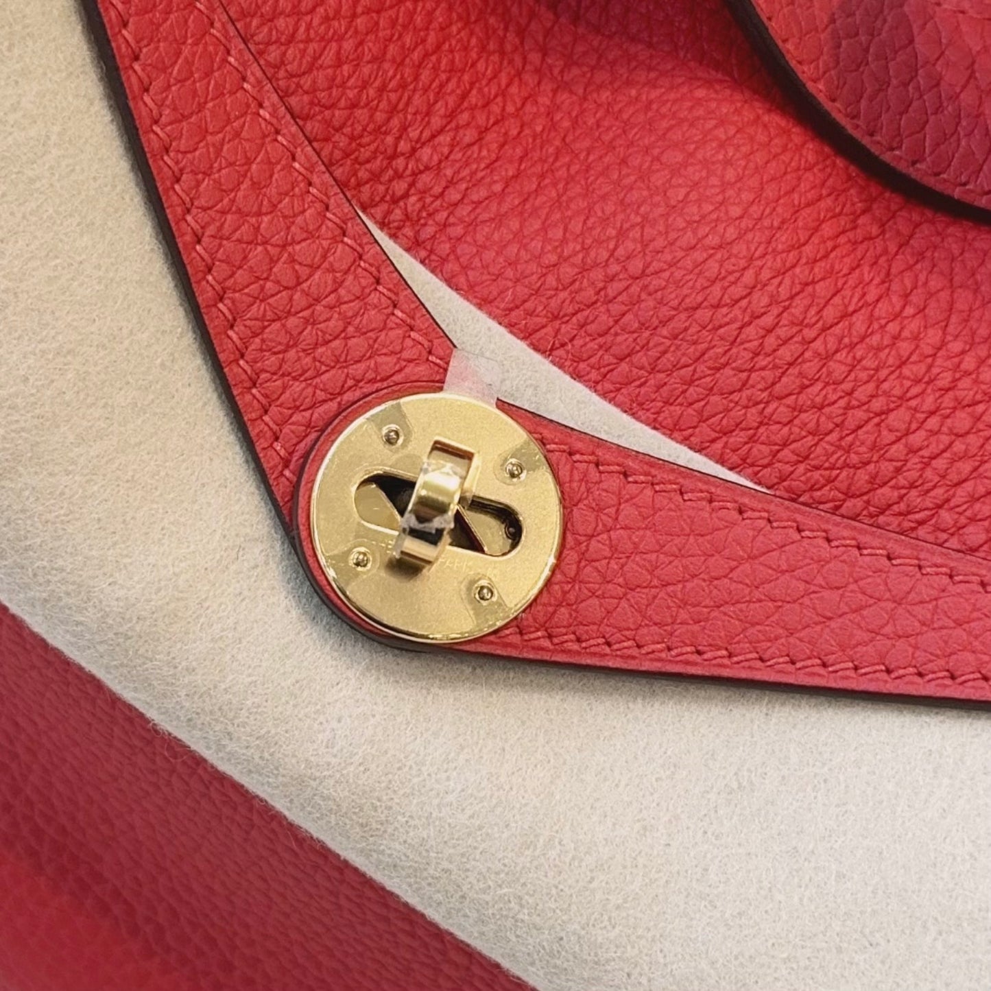 Hermès Lindy 26 Taurillon Clemence