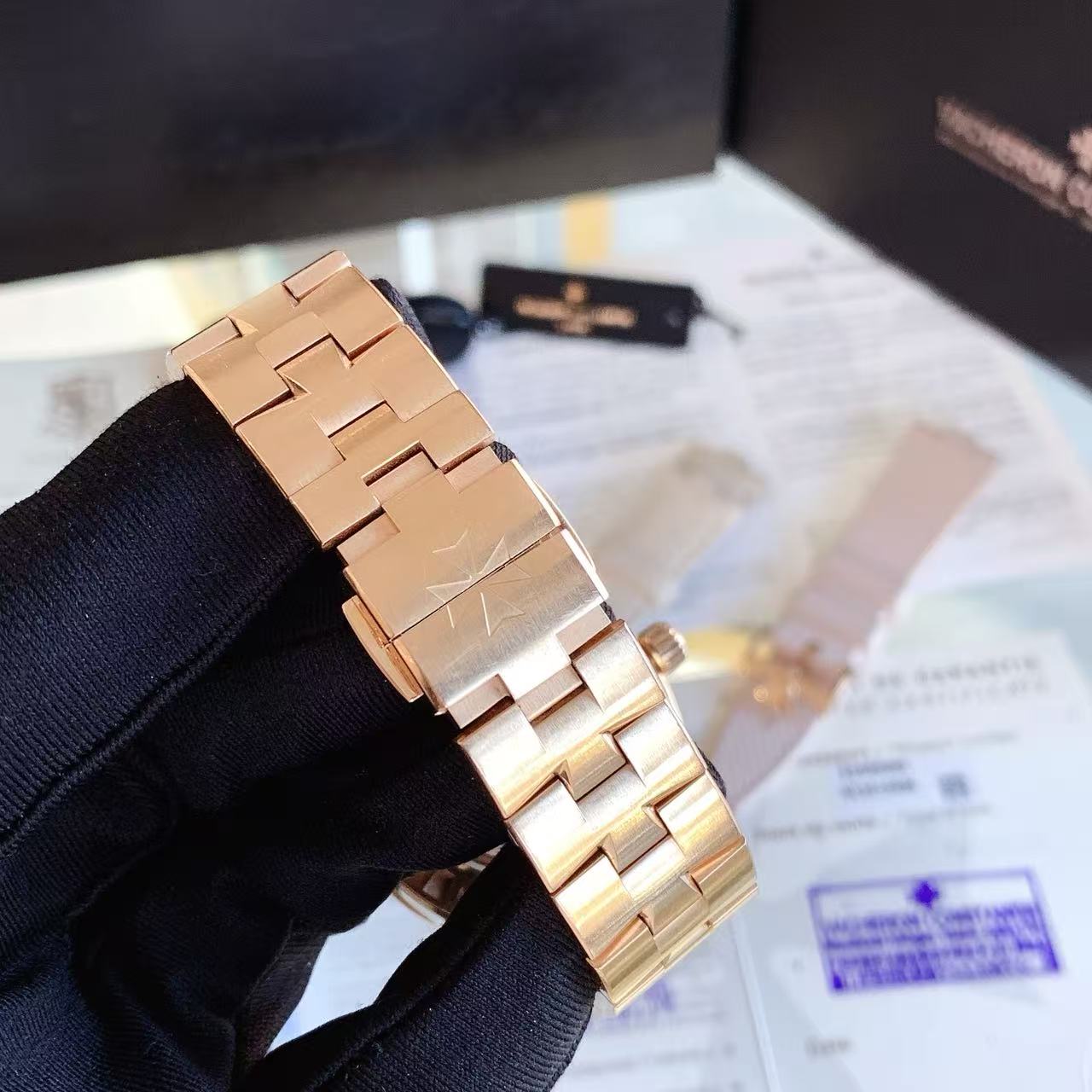 Vacheron Constantin 2305V/100R-B077 Overseas