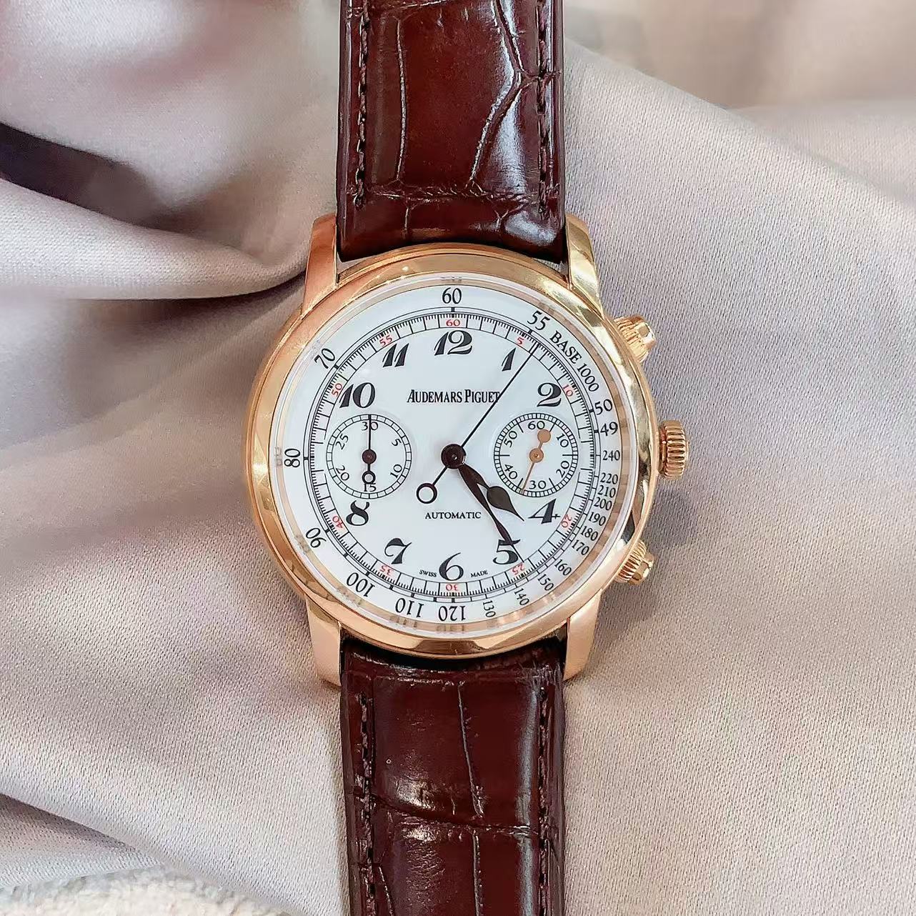 Audemars Piguet 26100OR.OO.D088CR.01 Jules Audemars Chronograph